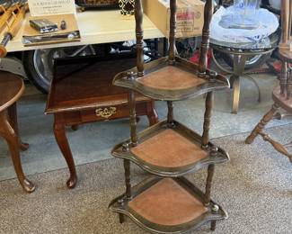 Vintage Wood 4 tier Plant Display Shelf