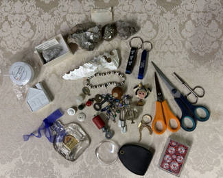 Lot 44: Lot of Smalls, Mineral Rocks etc