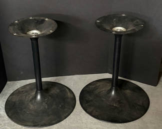 Lot 39: Vintage Bose 901 Tulip Speaker Stands