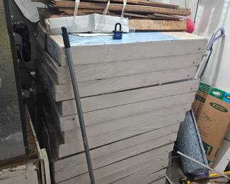 New 24 boxes cork flooring $600 ( that's Only $1.30 sq ft)