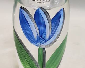 193 Lot 123 Kosta Boda Tulipa art glass candleholder designed by Ulrica Hydman Vallien