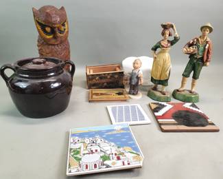 545 Lot 479 Group of pottery tiles ceramic figurines