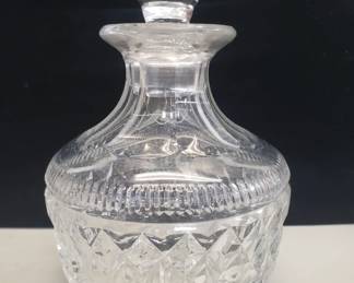 097 Lot 106 Crystal decanter