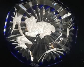 637 Lot 564 Baccarat zodiac sulphide paperweight