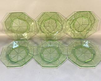 691 Lot 614 6 vintage uranium glass plates