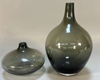 670 Lot 595 Pair of vintage smoked glass vases