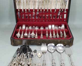 133 Lot 142 151 Supreme Cutlery by Towle stainless steel