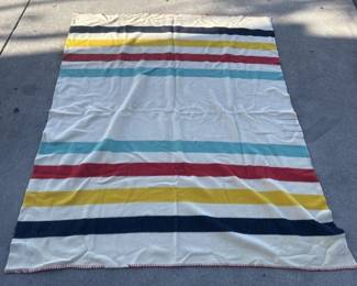 722 Lot 644 Hudson s Bay Point blanket 100 wool