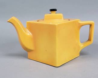 801 Lot 718 Vintage 1929 AVCO China Art Deco square teapot