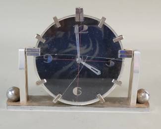 683 Lot 607 Art Deco Swiss made metal and glass clock