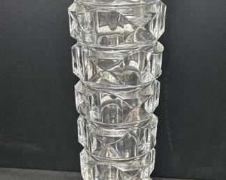 806 Lot 723 Vintage French lead crystal vase