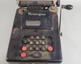 440 Lot 418 Vintage Remington Rand mechanical adding machine