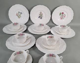 263 Lot 314 Royal Cauldon England Bristol Ironstone dinner