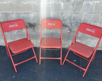 761 Lot 680 3 vintage Coca Cola folding chairs