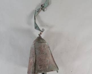 029 Lot 368 Vintage Paolo Soleri cast bronze wind bell