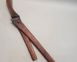 146 Lot 654 Antique wood and iron barbed wire fence stretcher