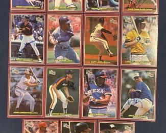 453 Lot 424h Lot of 1984 Donruss signed baseball cards