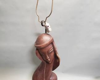 823 Lot 738 Vintage carved wood bust table lamp