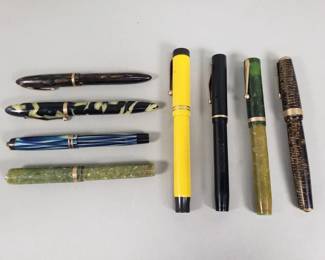 506 Lot 451 Group of vintage fountain pens