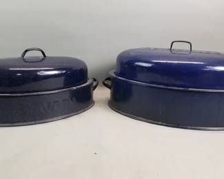 541 Lot 475 Pair of vintage navy blue enameled oval