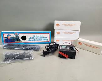 550 Lot 484 Group of Model Power model trains and tracks