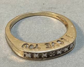 075 Lot 84 10k gold ring
