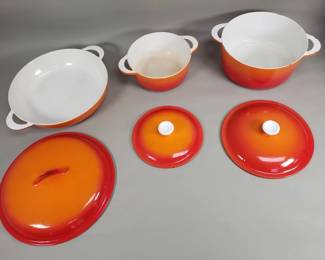 288 Lot 334 Descoware porcelain enameled cast iron cookware