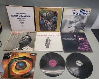 391 Lot 394 Group of vintage LP and 78rpm records