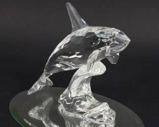 089 Lot 86 Swarovski Killer Whale figurine