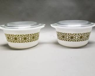 360 Lot 378 Vintage Pyrex Autumn Floral Verde Green Square