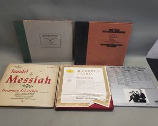387 Lot 392 Group of 78rpm records