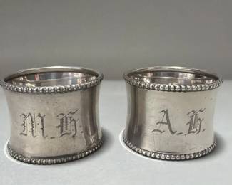 062 Lot 71 Pair of sterling silver napkin rings