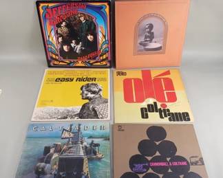 633 Lot 560 Vintage LP records