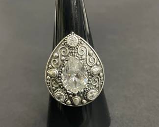 762 Lot 680h Sterling silver ring with pear cut CZ and