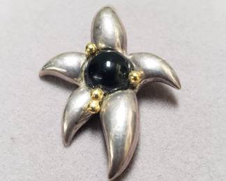 050 Lot 37 Tiffany and Co Sterling silver 18k gold and onyx pin brooch