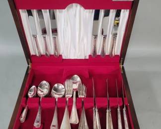 304 Lot 342 Majestic silver plate