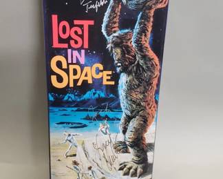 819 Lot 734 Signed Polar Lights Lost in Space plastic model