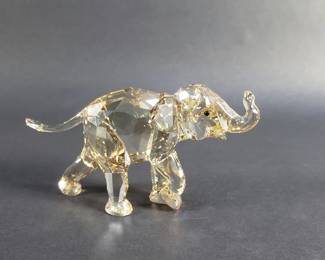 087 Lot 78 Swarovski crystal elephant figurine