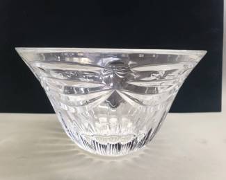 093 Lot 102 Waterford style crystal bowl