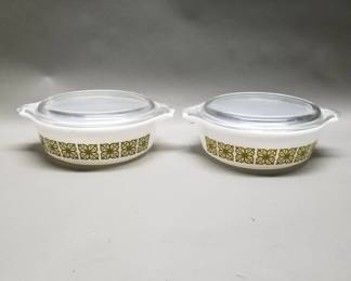 359 Lot 377 Vintage Pyrex Autumn Floral Verde Green Square