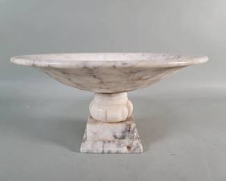 349 Lot 371 Vintage onyx centerpiece