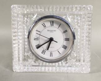 011 Lot 20 Waterford crystal quartz desk clock