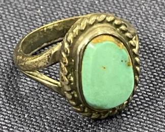 491 Lot 443h Silver ring with turquoise stone