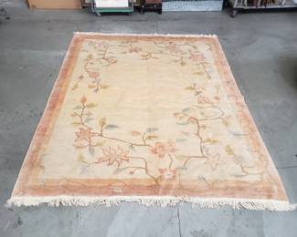 008 Lot 17 Vintage handmade floral rug
