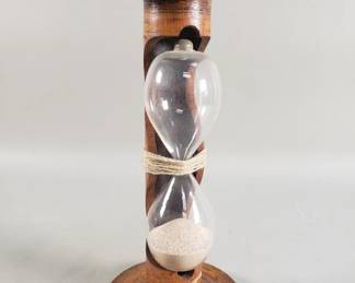 018 Lot 27 Vintage egg timer hourglass