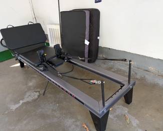 BALANCED BODY ALLEGRO SPORT PILATES REFORMER