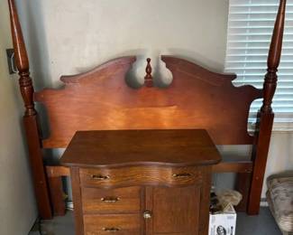 bed frame/small dresser