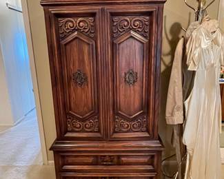 United Furniture Corporation Armoire