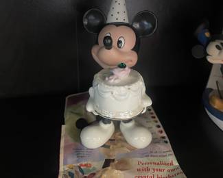 Lenox Disney Mickey's Happy Birthday To You Figurine