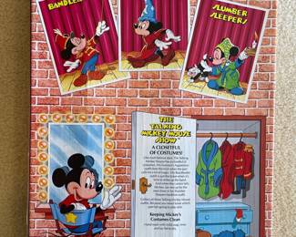 Worlds of Wonder The Talking Mickey Mouse Show Mickey's Costume Closet